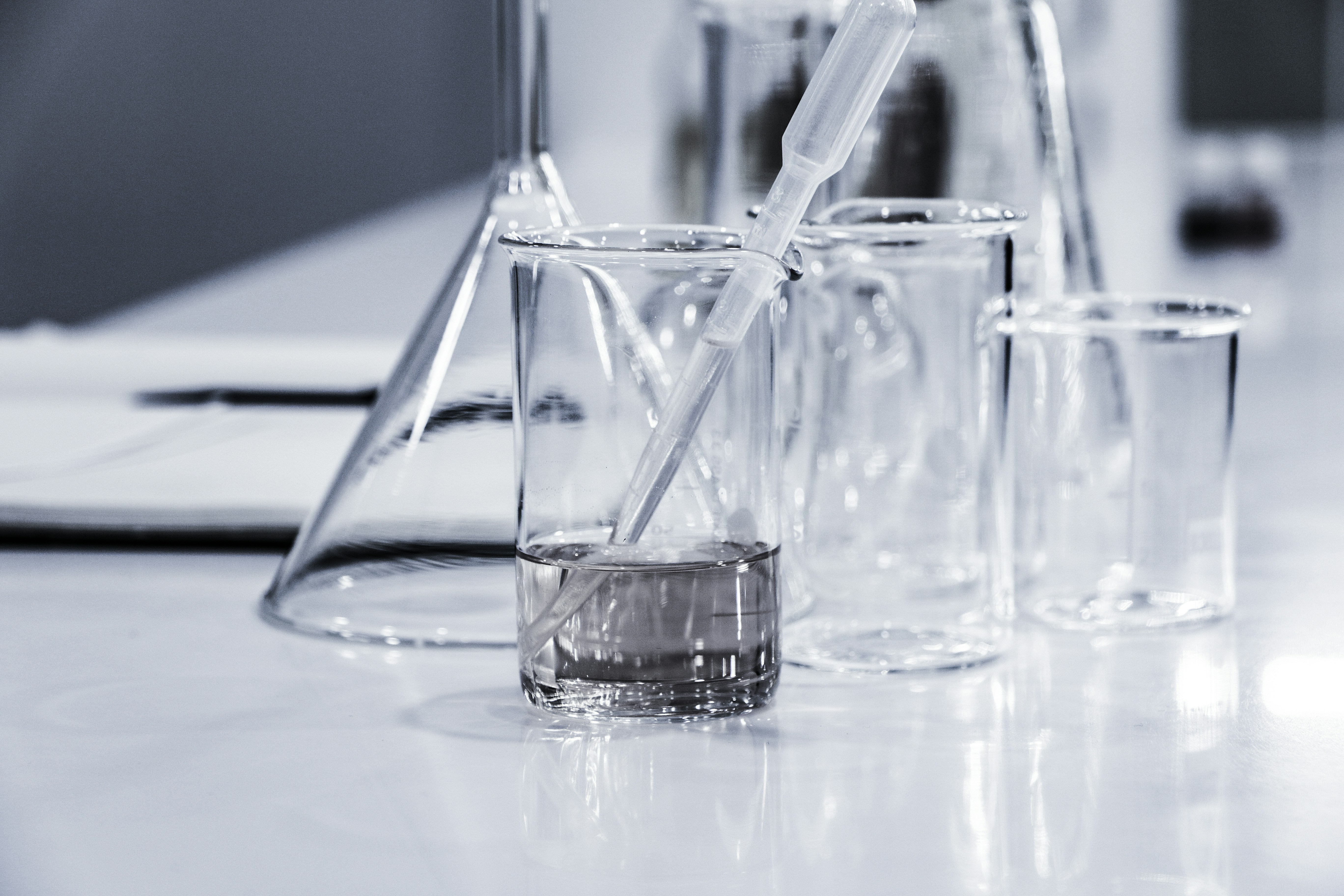 polyethylene glycol 400: ສານລະລາຍສານເຄມີທີ່ມີປະໂຫຍດຫຼາຍທີ່ເຮັດວຽກໄດ້